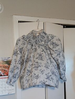 Floral Ruffle Smocked Blouse - Light Blue